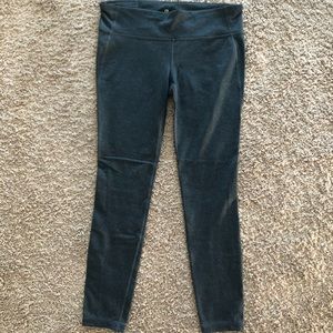 Gap GFast Heathered Blue mid rise workout leggings